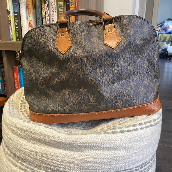 Louis Vuitton Alma bag